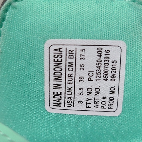 Under Armour Sandles Size 8 - Picture 9 of 9